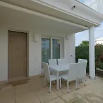 Apartment Wave Village Piano Terra Piazza Trieste